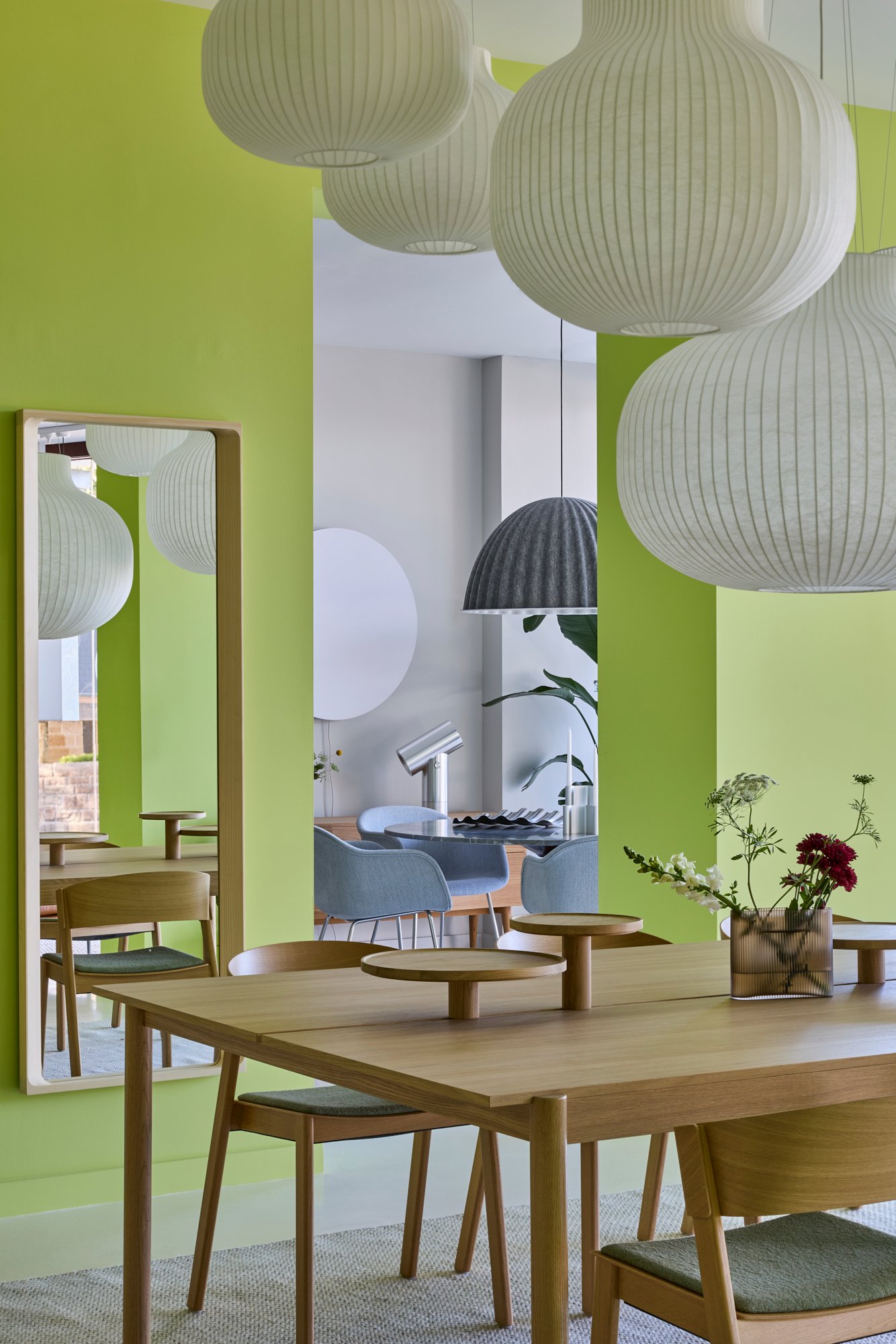 /cdn-cgi/image/width=1500,quality=85,format=auto/globalassets/content-media/images/about/muuto-store-sydney/pv_muuto-x-living-edge---woollahra---0019.jpg