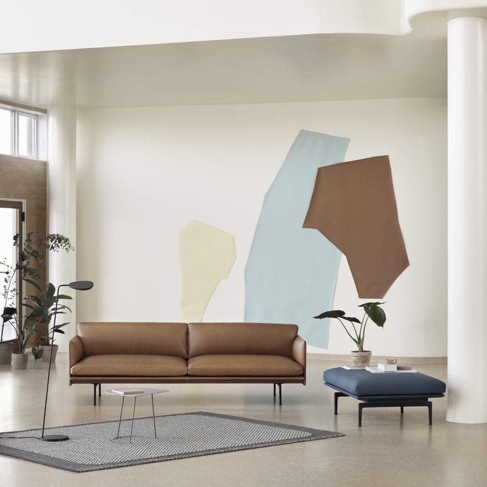 /cdn-cgi/image/width=1500,quality=85,format=auto/globalassets/content-media/images/ar/outline-refine-3-seater-pouf-pebble-airy-half-leaf-floor-muuto-org-11-square.jpg