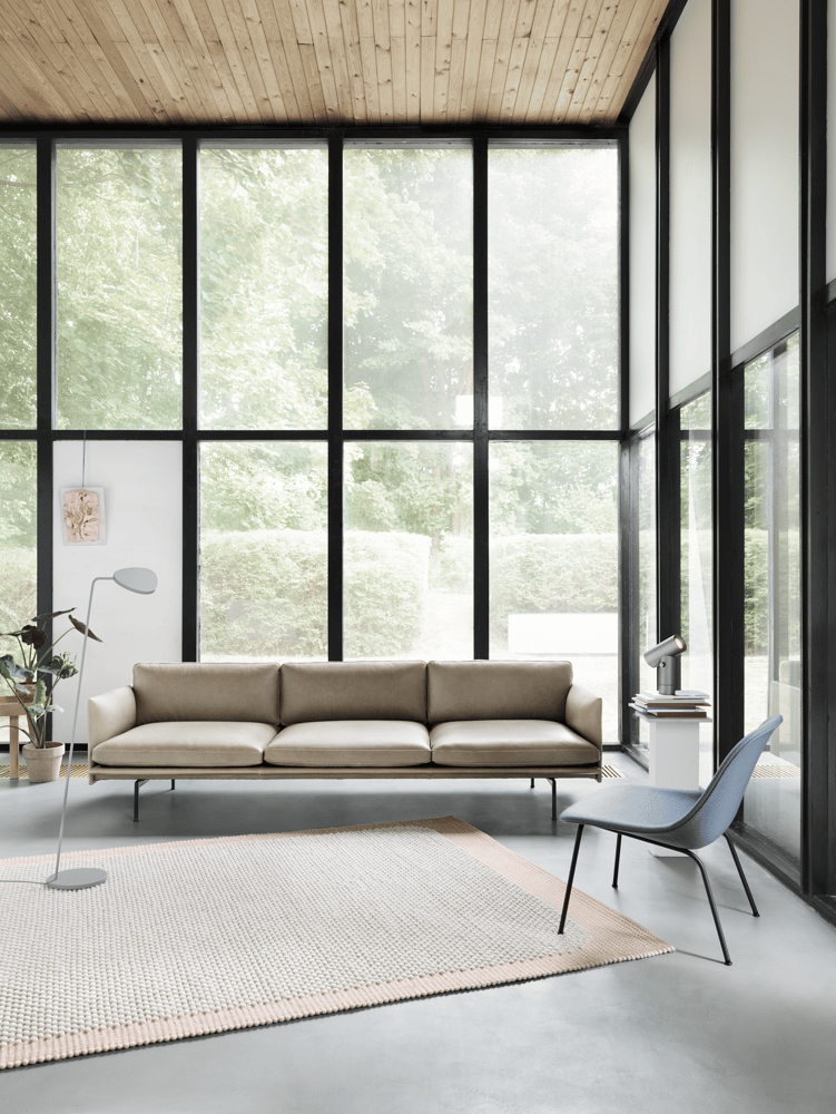 /cdn-cgi/image/width=1500,quality=85,format=auto/globalassets/content-media/images/configurator/outline-35-stone-refine-fiber-lounge-divina-154-pebble-leaf-beam-muuto-org.png