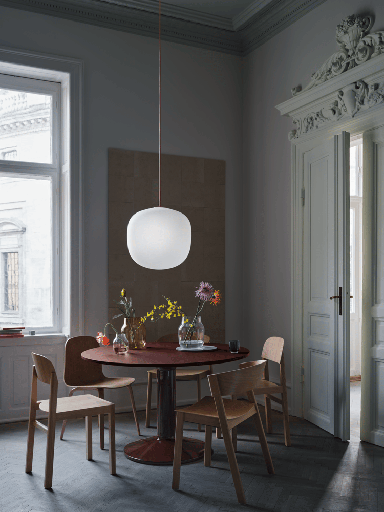midst-120-dark-red-rime-pendant-45-deep-red-workshop-cover-side-visu-oak-silent-vase-20-11-clear-burnt-orange-raise-dark-blue-muuto-org.png