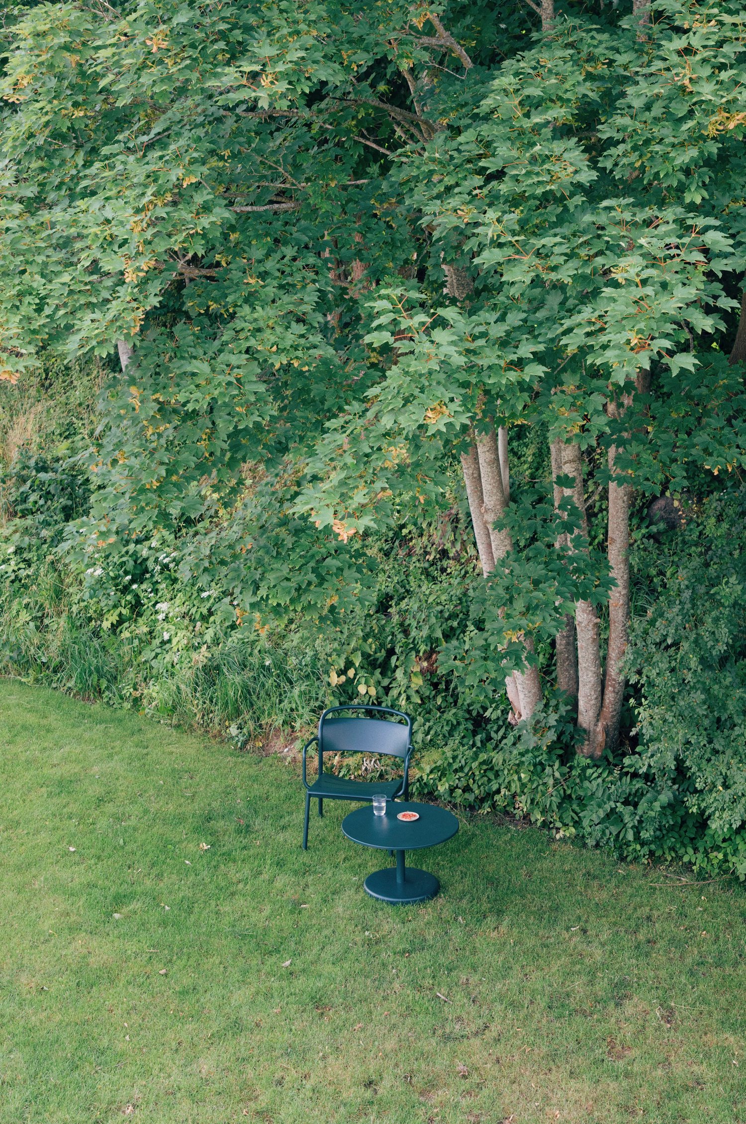/cdn-cgi/image/width=1500,quality=85,format=auto/globalassets/content-media/images/stories/outside-with---casper-and-alexandra-borg-moller/muuto_casperalexandra_019.jpg