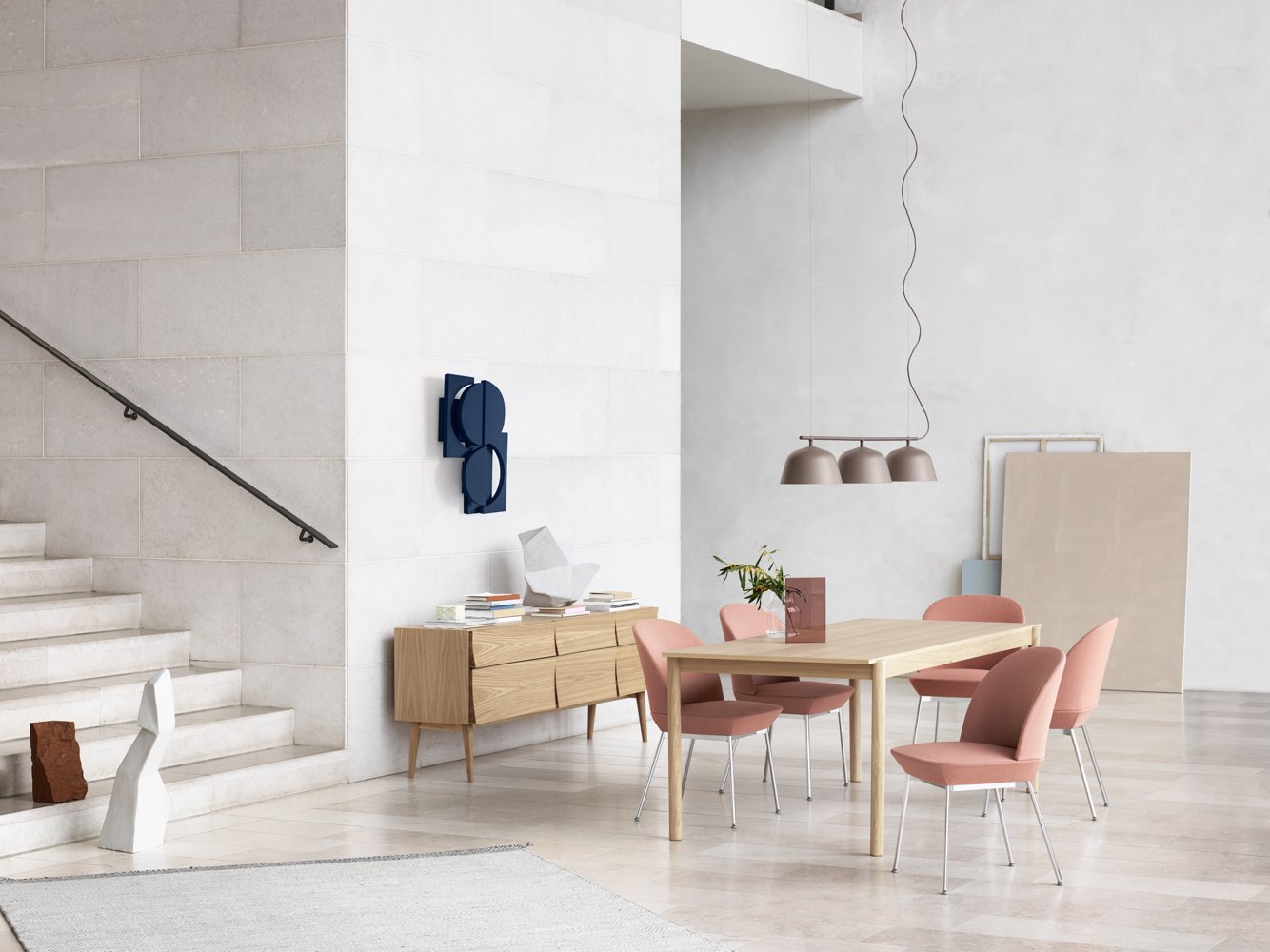 oslo-side-chair-twill-weave-530-chrome-linear-wood-table-oak-reflect-sideboard-ambit-rail-lamp-taupe-muuto-org.png