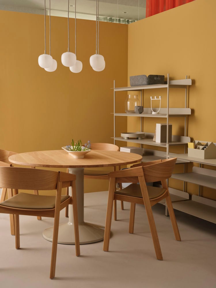 /cdn-cgi/image/width=1500,quality=85,format=auto/globalassets/content-media/videos/about/muuto-store-tokyo/2024_02_21_muuto79169.jpg
