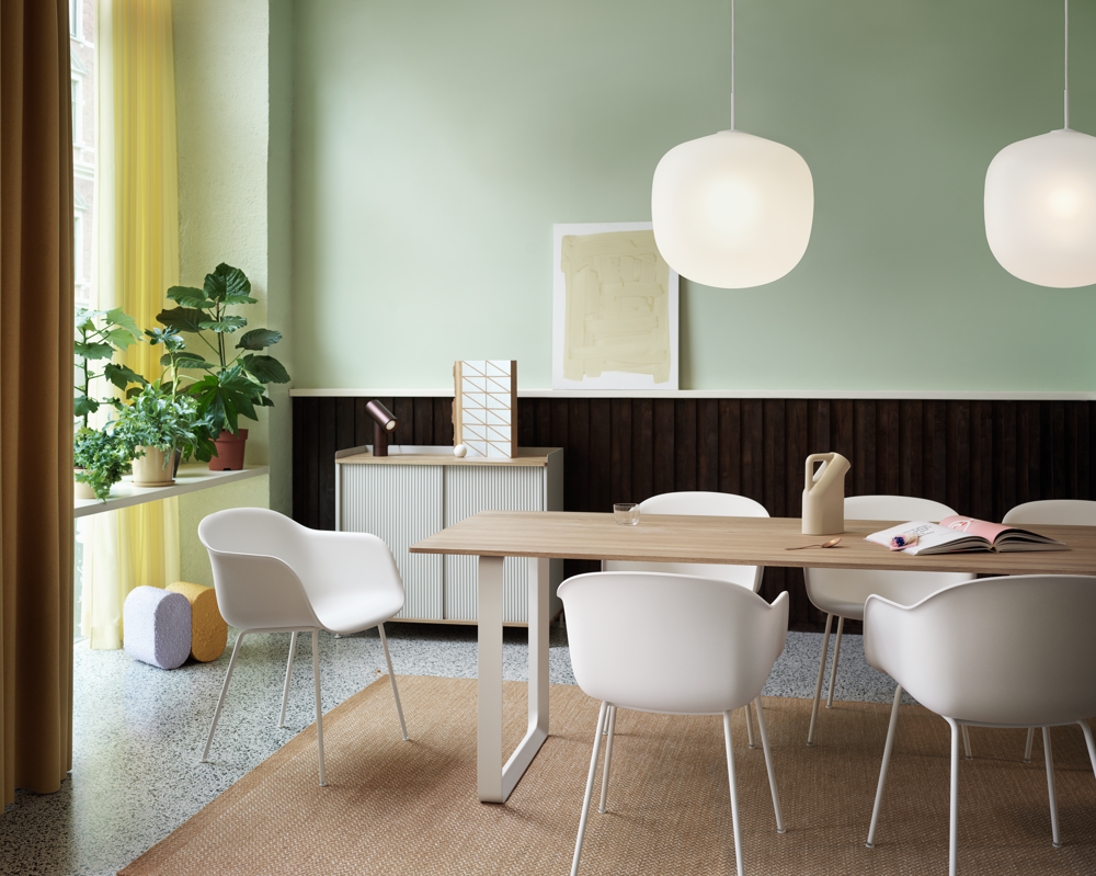 7070-table-lifestyle-image-54-roll-up-image