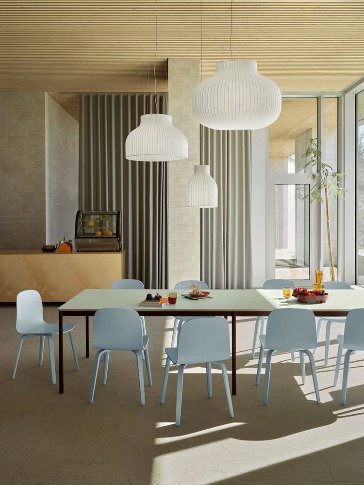base table 300 110 light green brown red visu chair light blue strand low res