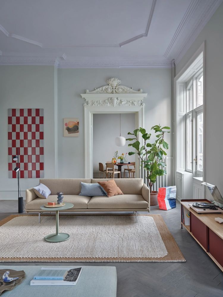 outline-3-seater-ecriture-240-alu-enfold-deep-red-186x45-h48-pebble-rug-burnt-orange-soft-side-dusty-green-48-h48-midst-dark-red-muuto-org