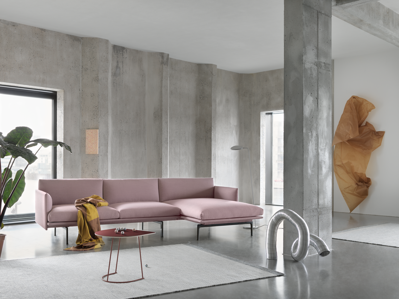 outline-chaise-longue-fiord-551-airy-plum-ply-sway-leaf-floor-lamp-org.png